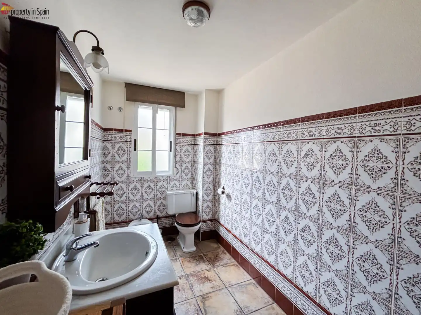 Bany de Casa o xalet de lloguer en Alicante / Alacant amb Jardí privat, Traster i Piscina