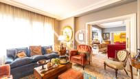 Living room of Flat for sale in  Madrid Capital  with Air Conditioner, Heating and Parquet flooring