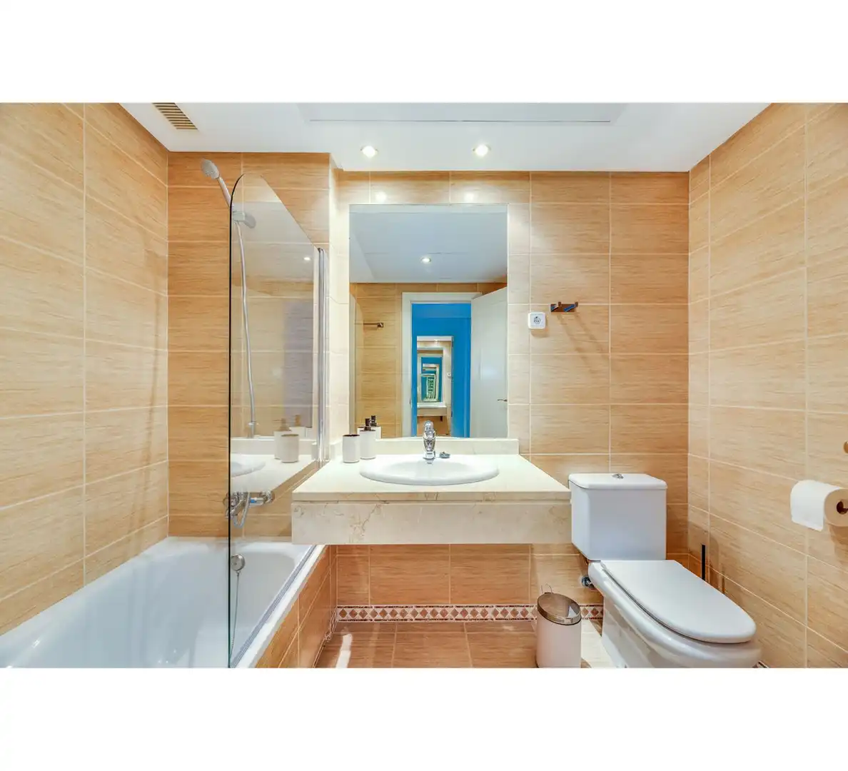 Piso con ascensor en venta en Nueva Andalucía, imagen 14