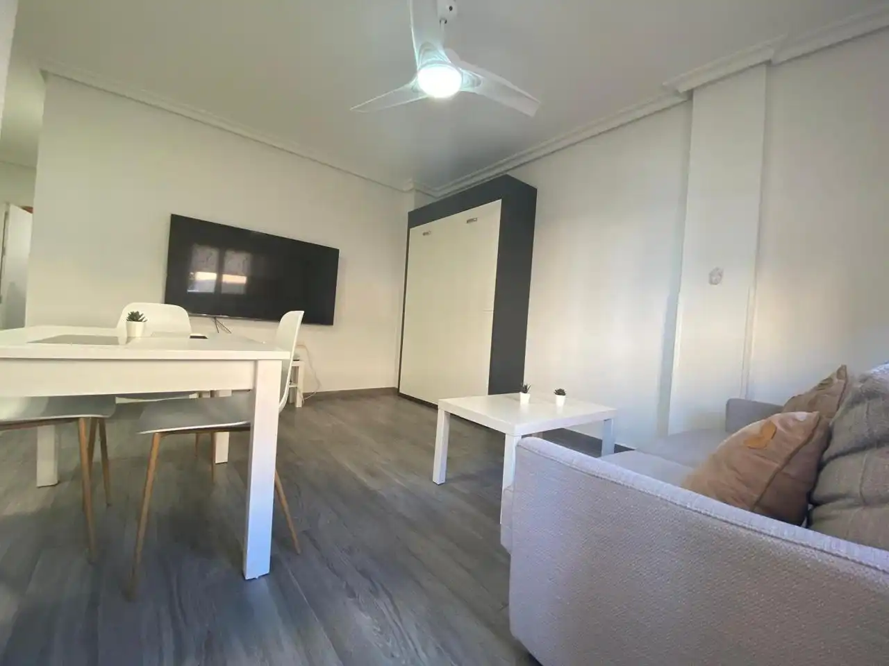 Living room of Flat for sale in San Pedro del Pinatar  with Air Conditioner, Terrace and Furnished