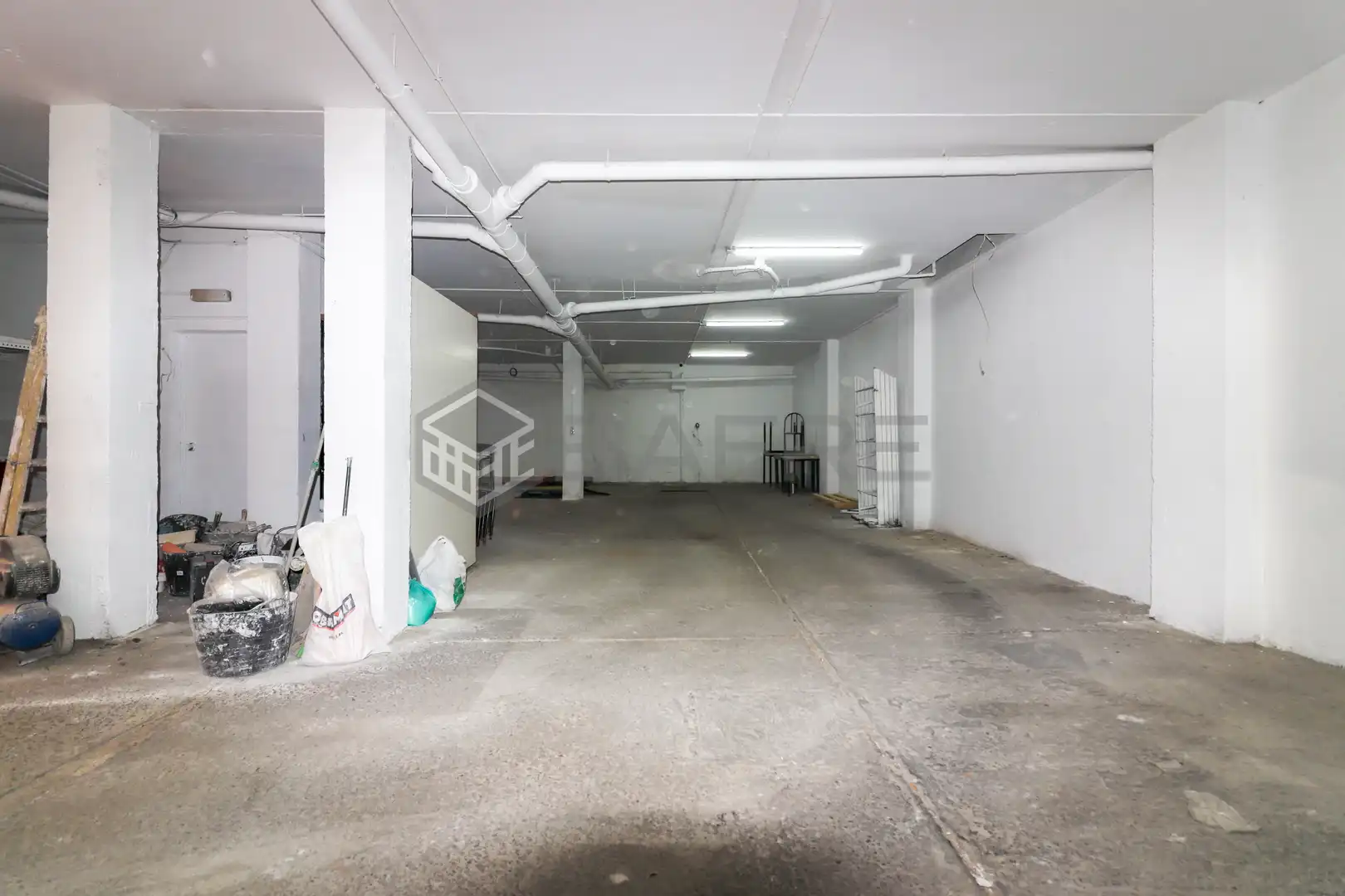 Parkplatz von Geschaftsraum zur Miete in Madrid
