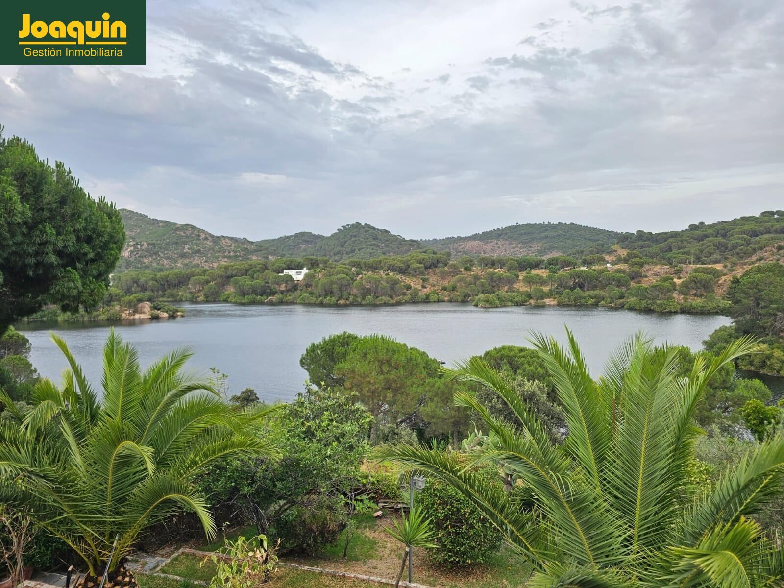 Casa adosada en venda en  Córdoba Capital