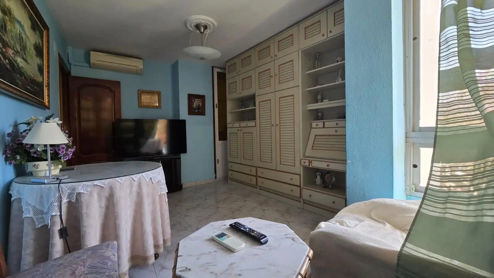 Living room of Apartments for sale in Marbella  with Air Conditioner, Terrace and Furnished