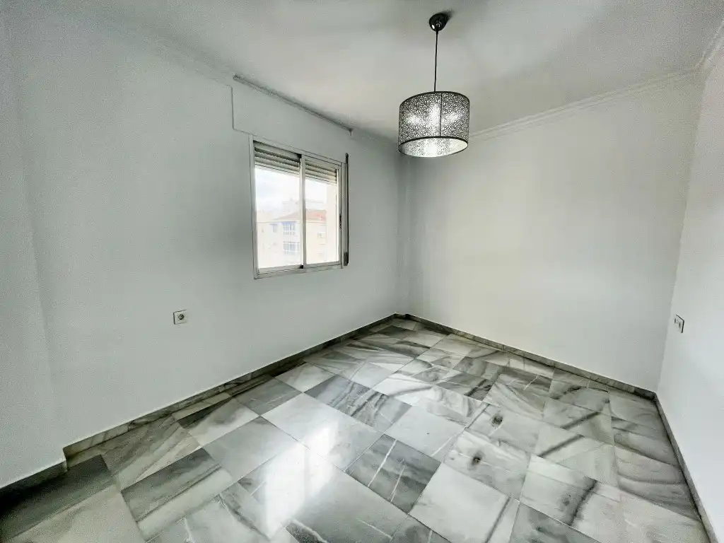 Habitación de Piso en venta en Vélez-Málaga con Aire acondicionado y Terraza