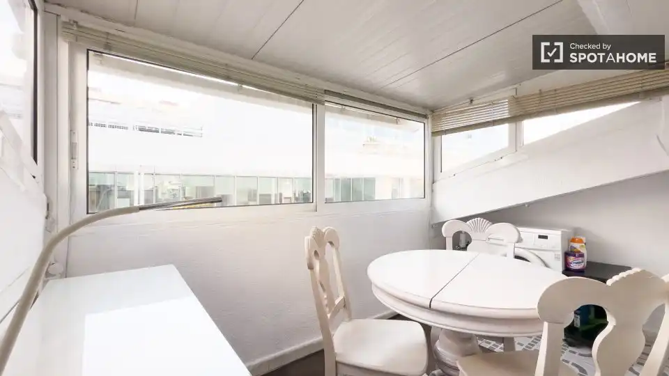 Flat with terrace to rent in Sants - Montjuïc, imagen 5