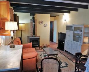 Sala d'estar de Casa adosada en venda en Torremanzanas / La Torre de les Maçanes amb Aire condicionat