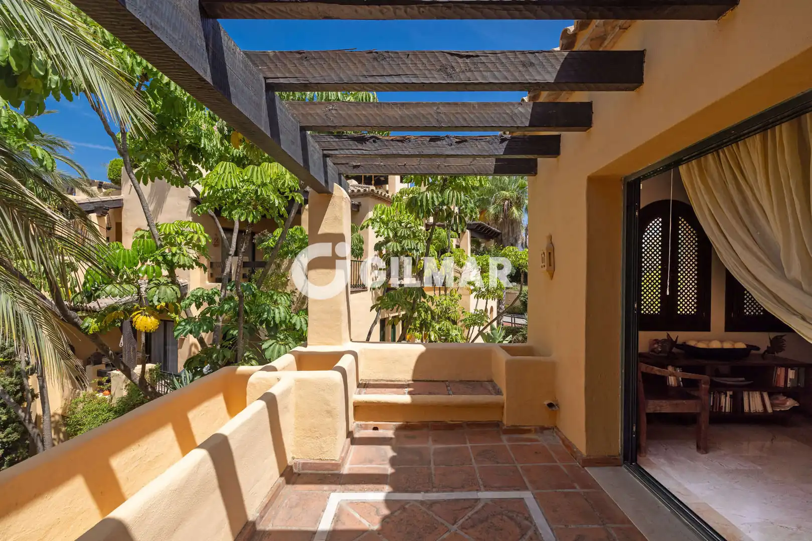 Terrassa de Dúplex en venda en Estepona amb Calefacció, Jardí privat i Traster