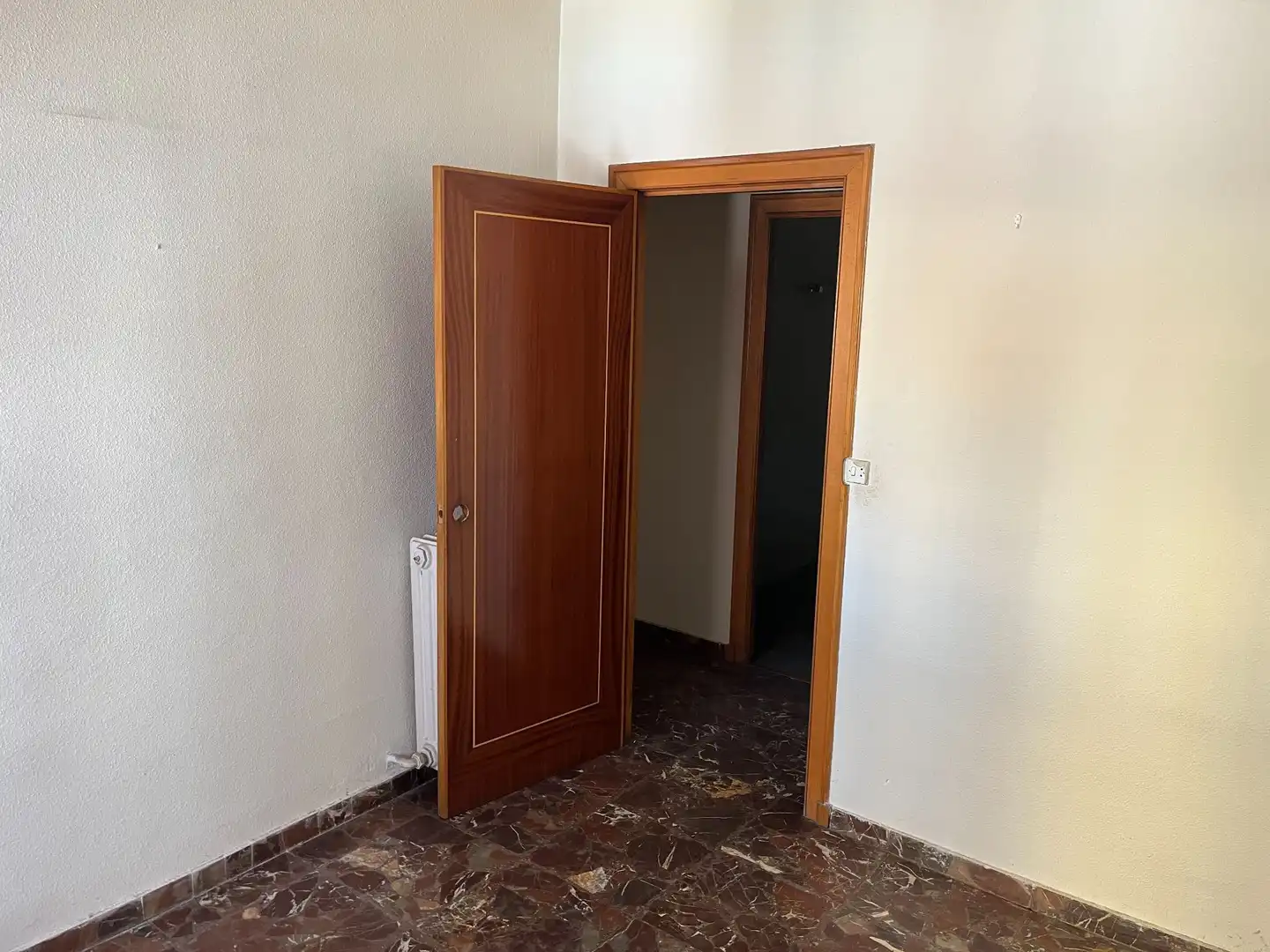 Habitación de Piso en venta en Las Navas del Marqués  con Calefacción y Trastero