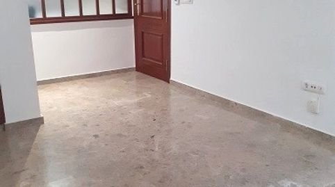 Foto 2 de Apartamento de alquiler en Huerta de la Reina - Trassierra, Córdoba Capital