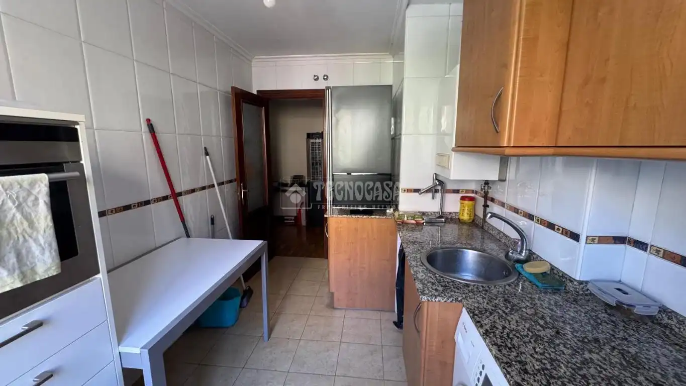 Cocina de Piso en venta en Gijón  con Trastero
