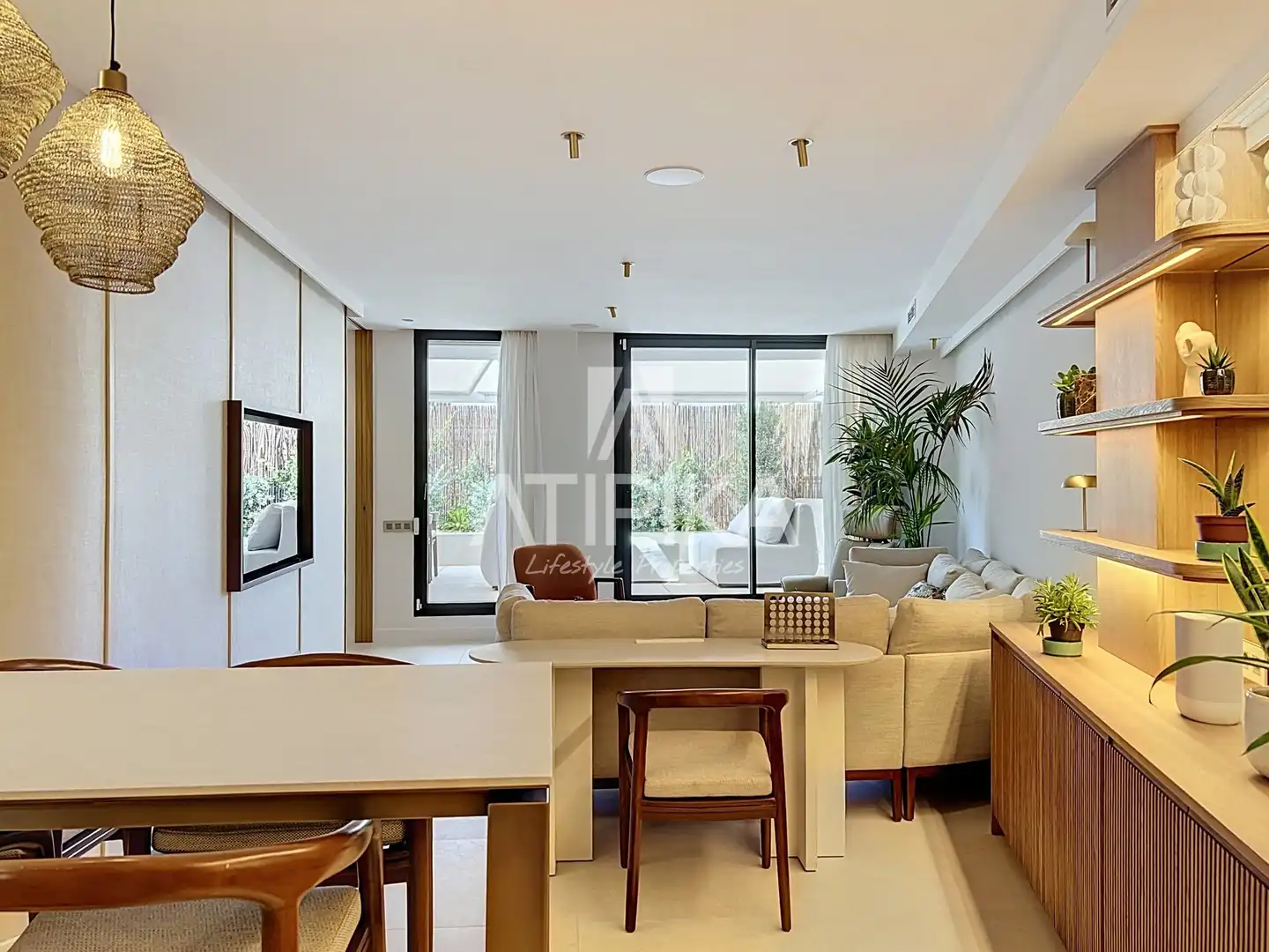 Living room of Flat for rent in Barcelona  with Air Conditioner, Terrace and Furnished