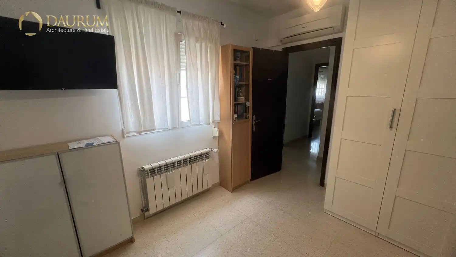 Habitación de Casa adosada en venta en Montequinto con Aire acondicionado, Calefacción y Terraza