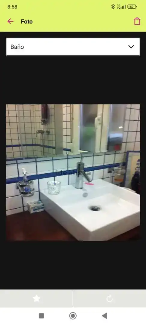 Bany de Apartament en venda en Viveiro amb Balcó