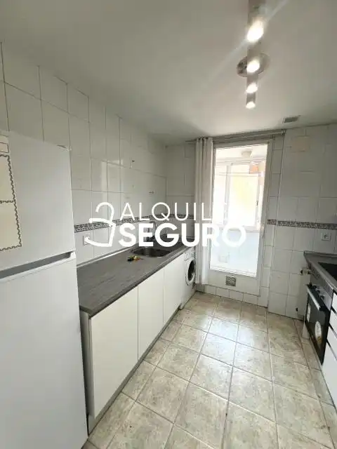 Bedroom of Flat for rent in Madrid  with Heating