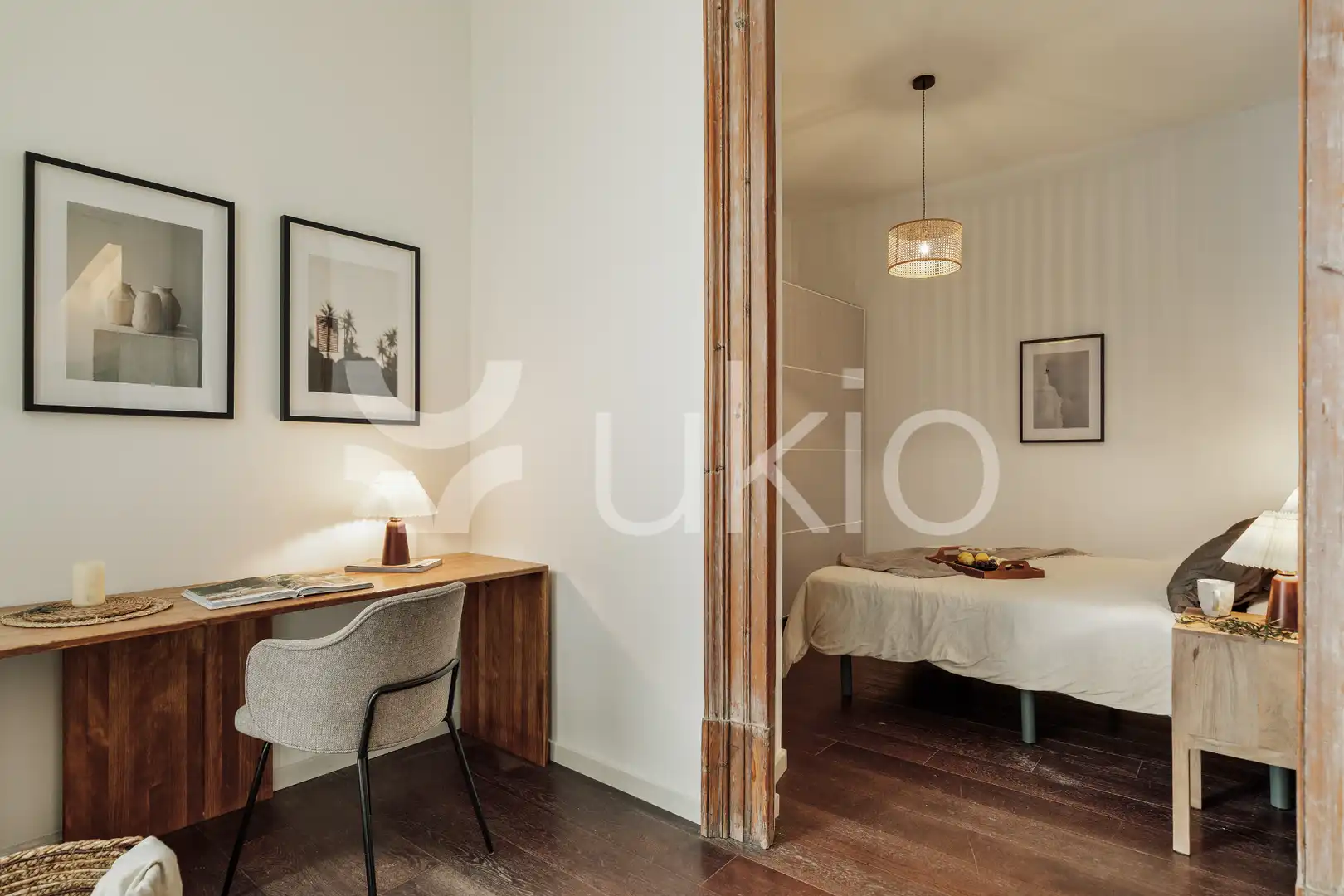 Dormitori de Apartament de lloguer en Barcelona amb Aire condicionat, Calefacció i Moblat