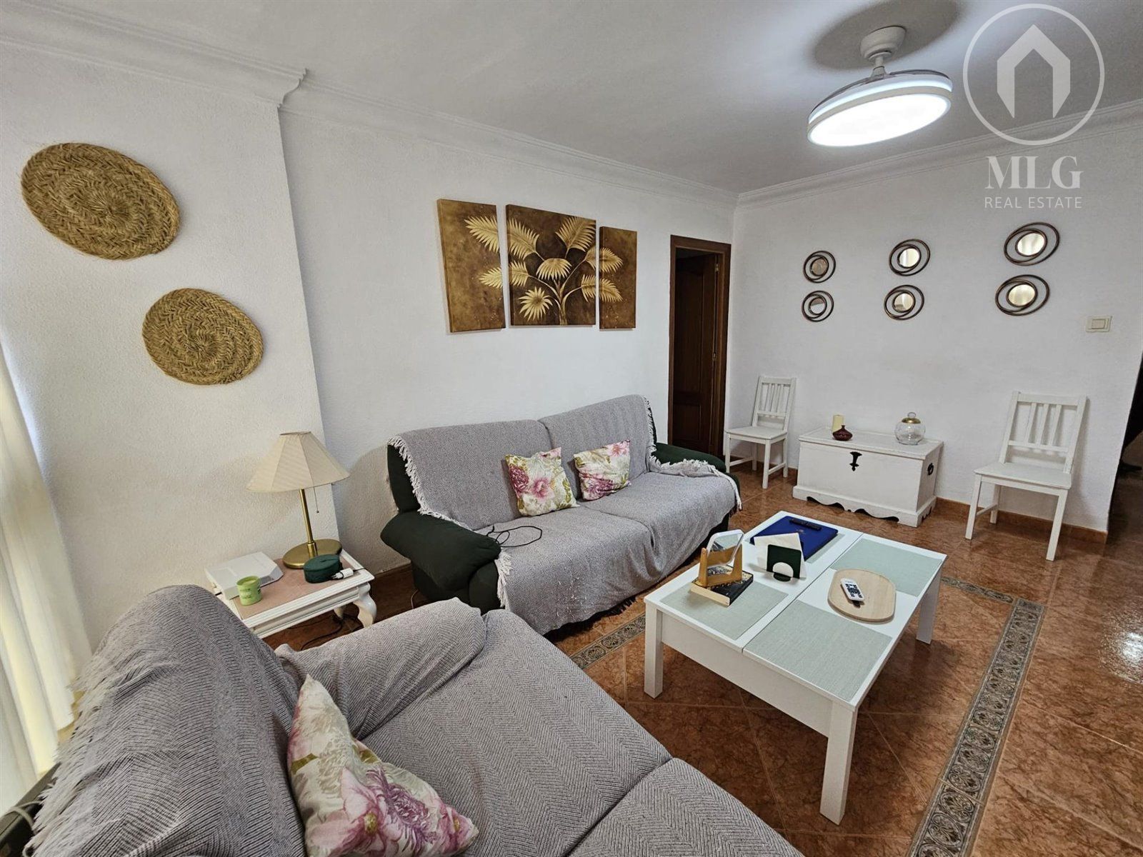 Sala d'estar de Pis de lloguer en Málaga Capital amb Moblat i Internet