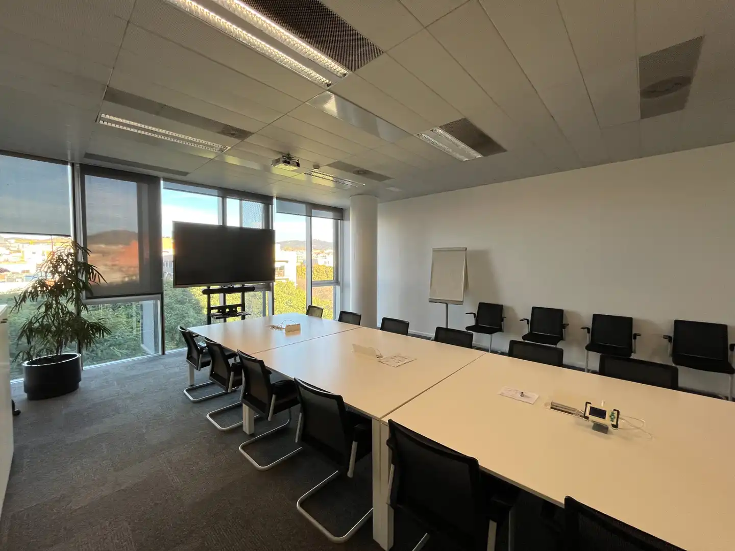 Office for rent in L'Hospitalet de Llobregat  with Air Conditioner, Heating and Terrace