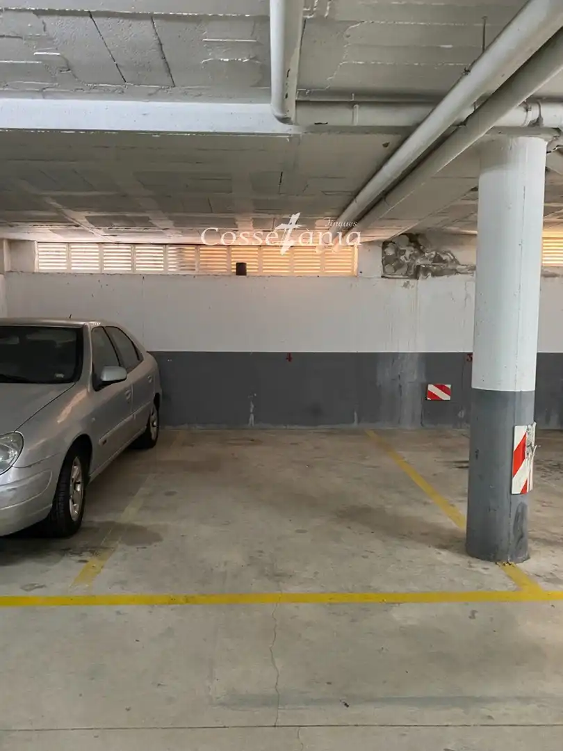 Einzelparkplatz zum Verkauf in Sinia, imagen 2