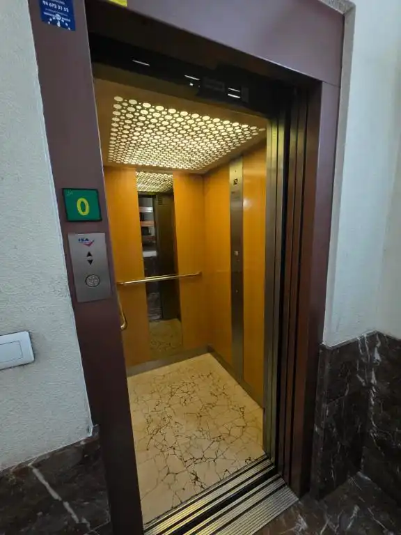 Pis en venda en Barakaldo  amb Calefacció, Traster i Balcó