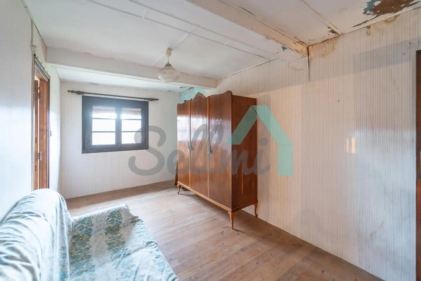 Casa adosada en venta en Villaviciosa con Parquet