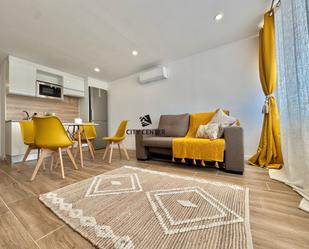Sala d'estar de Apartament en venda en San Miguel de Abona amb Aire condicionat, Moblat i Forn