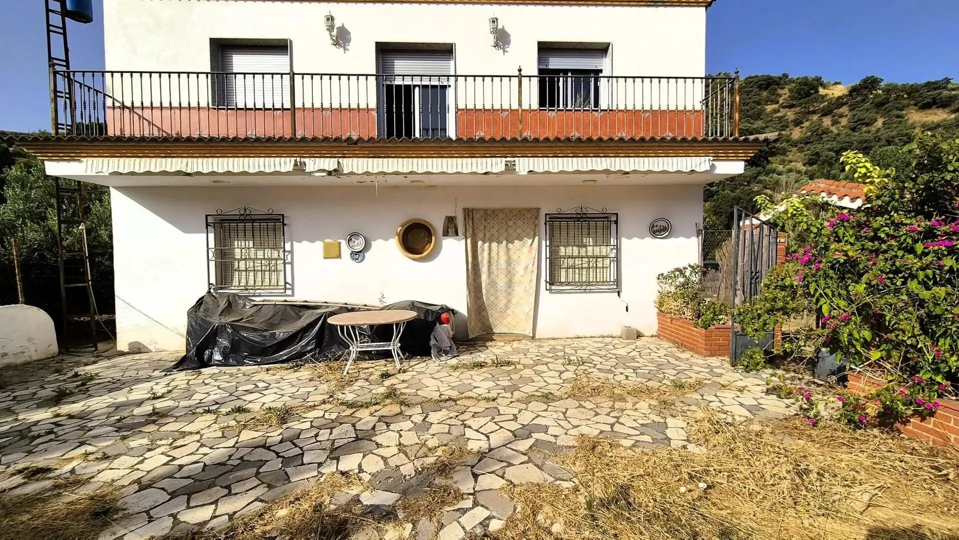 Casa con jardín en venta en Algarinejo, imagen 2