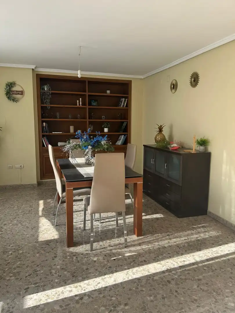 Comedor de Piso en venta en La Pobla de Farnals con Calefacción, Terraza y Amueblado