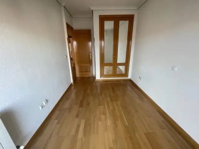 Habitación de Ático en venta en Rivas-Vaciamadrid con Aire acondicionado, Calefacción y Terraza