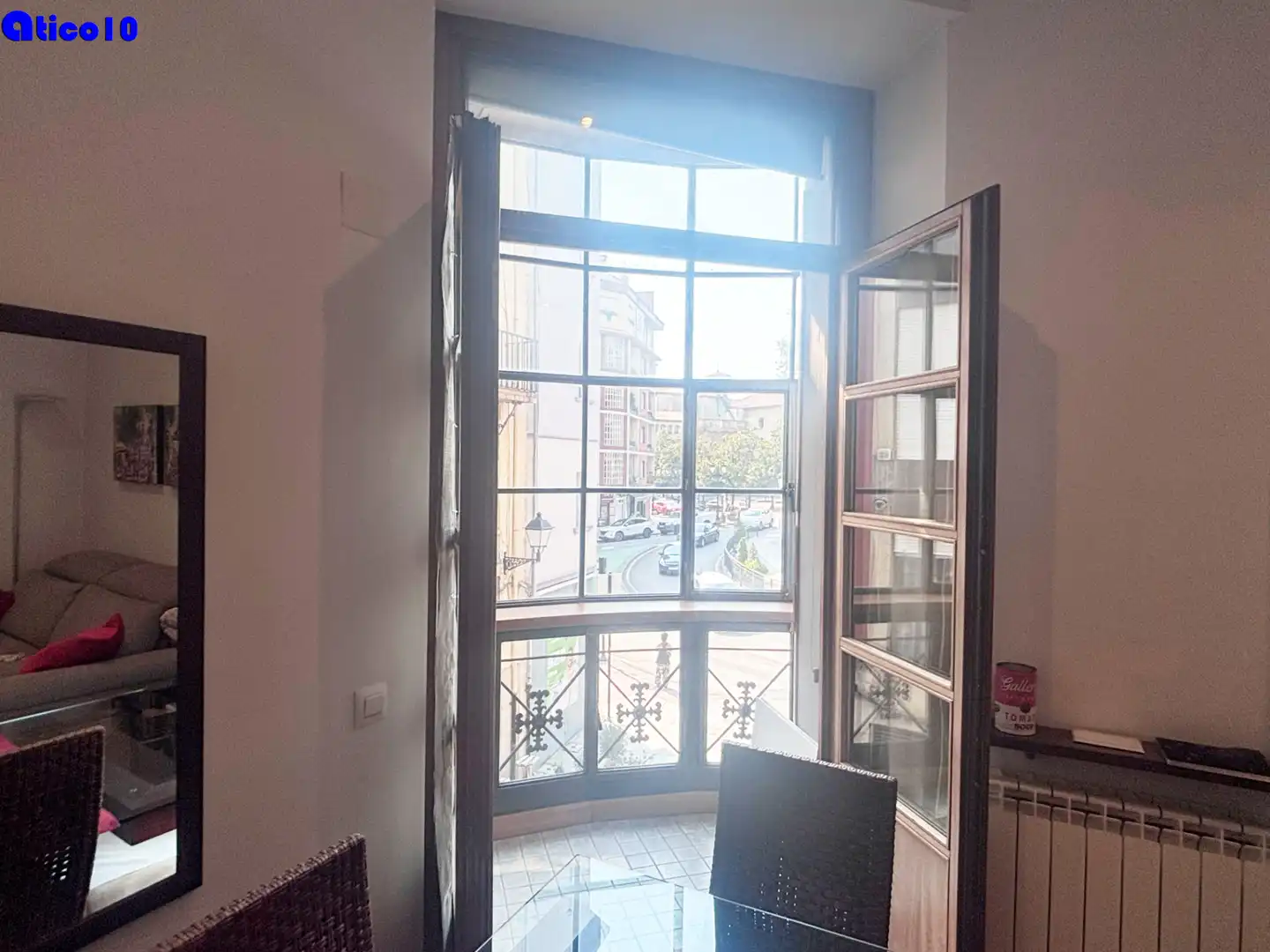 Terrassa de Pis en venda en Oviedo  amb Calefacció, Moblat i Forn