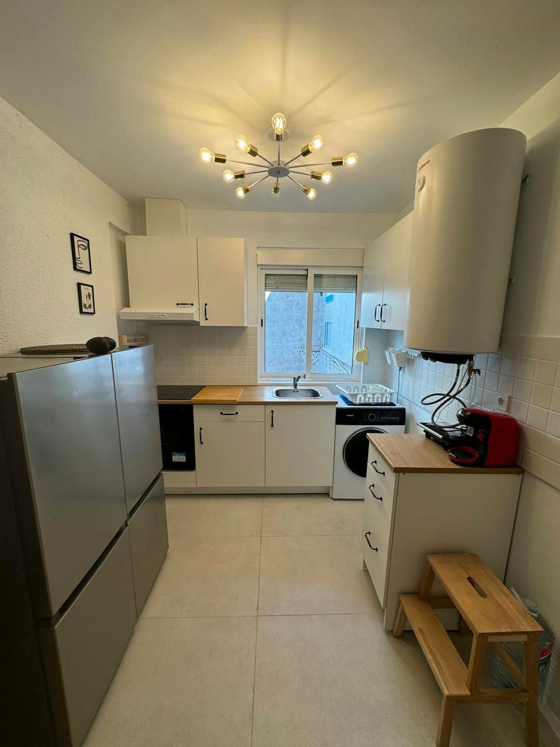 Kitchen of Flat to share in  Valencia Capital  with Furnished and Washing machine