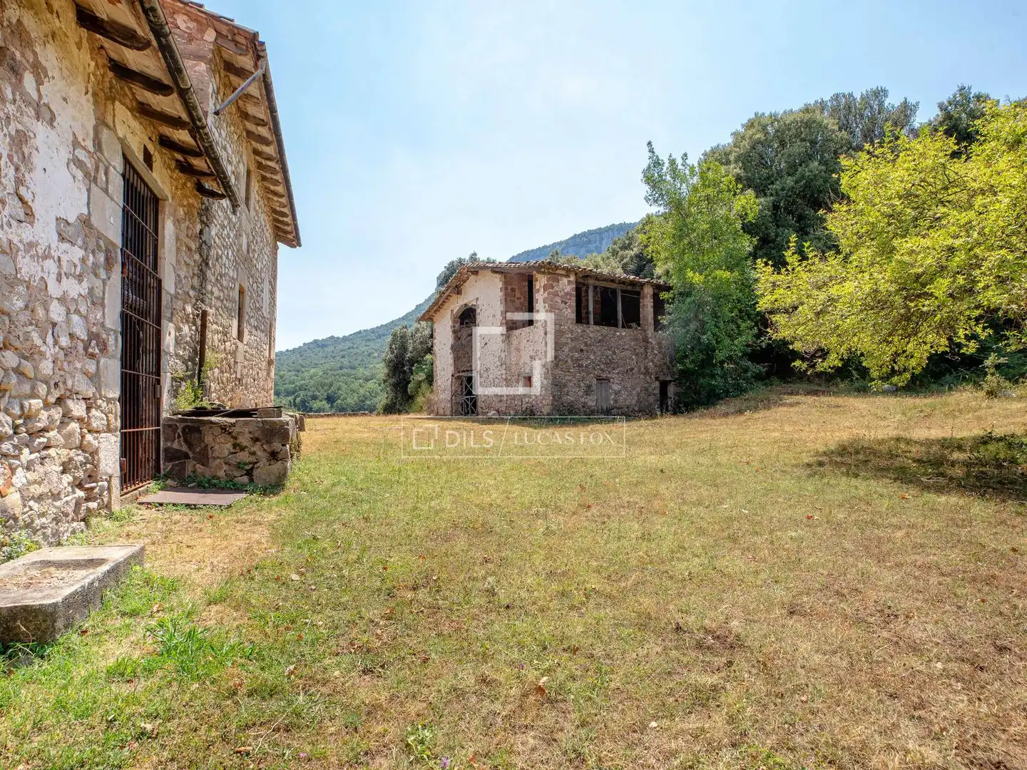 Country house zum Verkauf in Les Planes d'Hostoles
