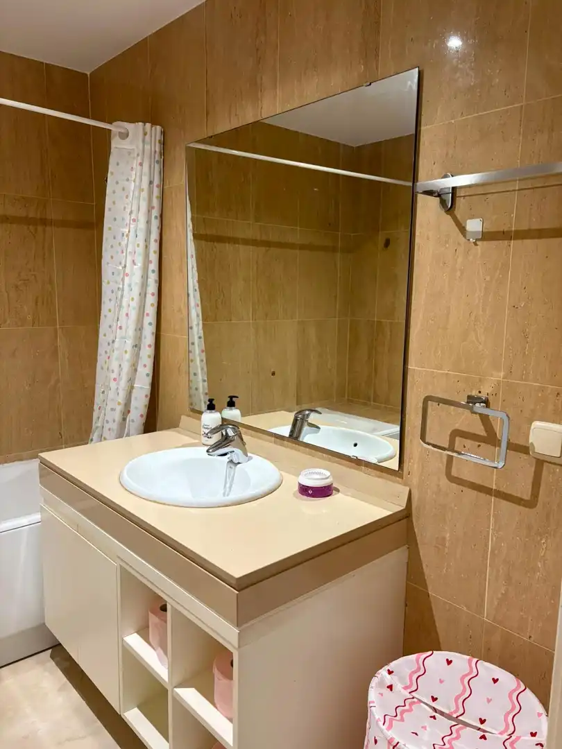 Badezimmer von Wohnung zur Miete in Motril mit Klimaanlage, Heizung und Möbliert