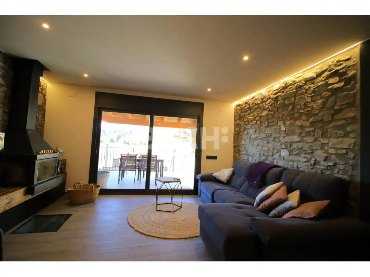 Sala de estar de Casa o chalet de alquiler en Oristà con Calefacción, Jardín privado y Parquet