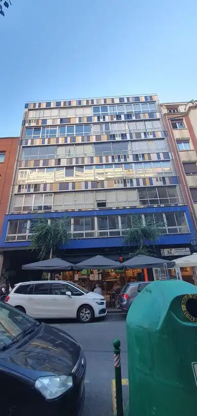 Vista exterior de Oficina de alquiler en Indautxu