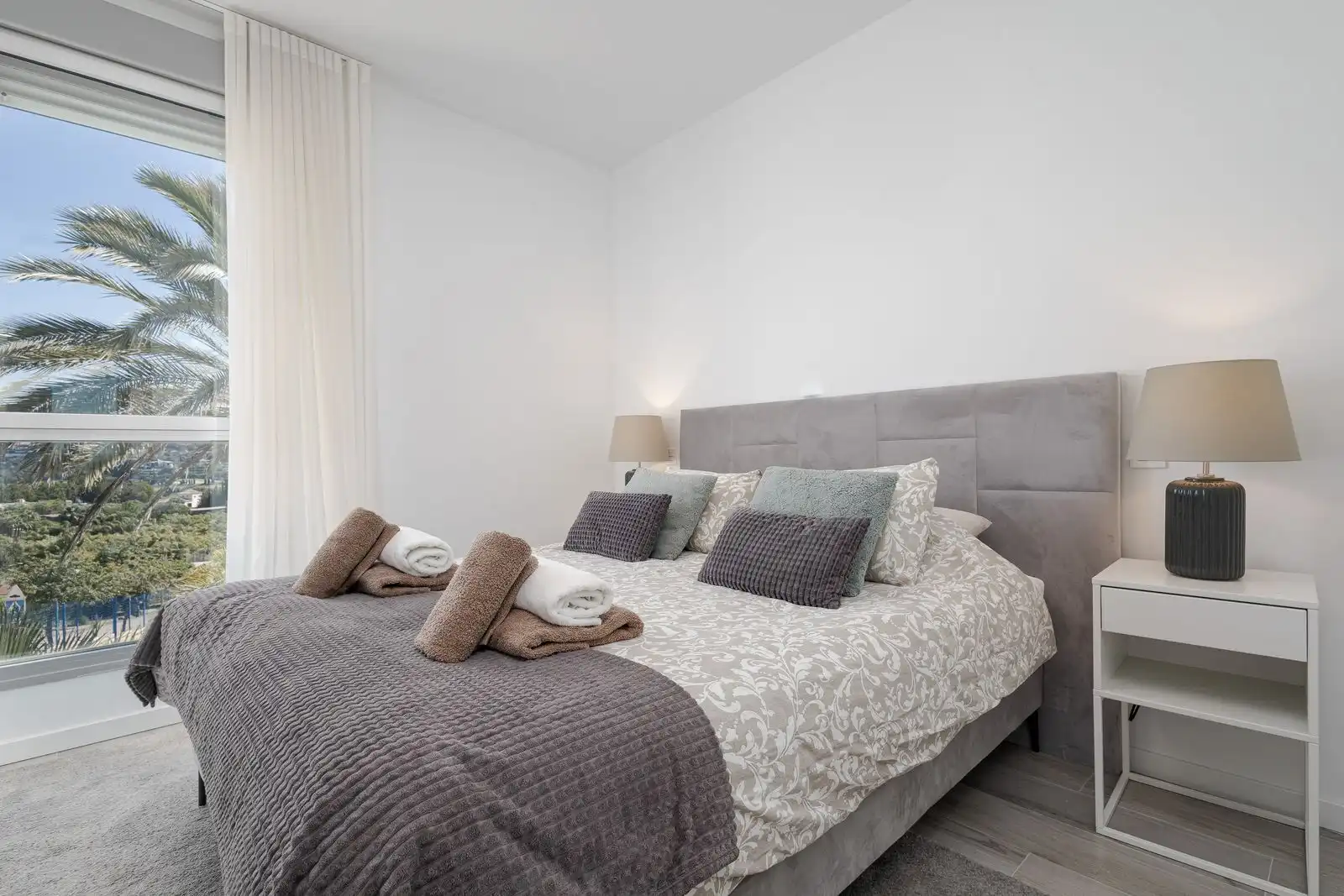 Apartment with pool for sale in Calle Real 64, imagen 4