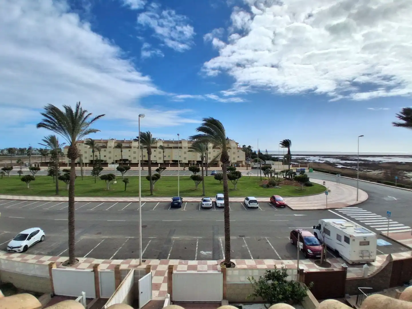 Außenansicht von Einfamilien-Reihenhaus zum Verkauf in Roquetas de Mar