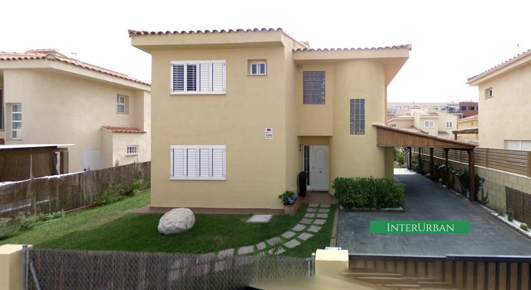 Exterior view of House or chalet for sale in Riba-roja de Túria  with Air Conditioner, Heating and Private garden