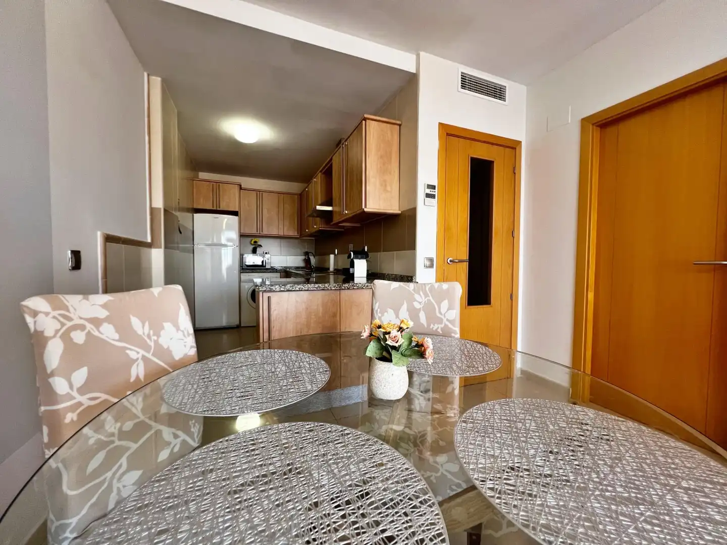 Cocina de Casa adosada en venta en Ayamonte con Aire acondicionado, Calefacción y Terraza