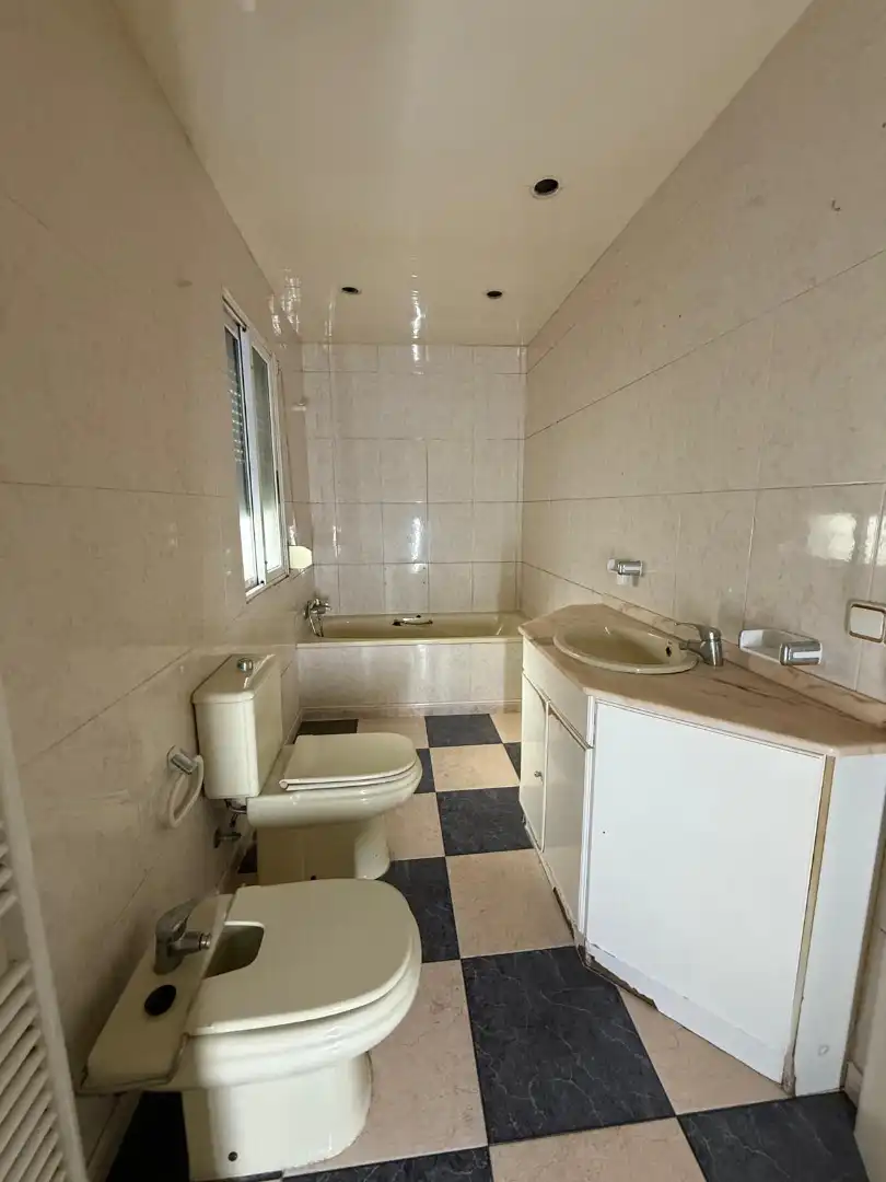 Baño de Casa adosada en venta en Mollerussa con Balcón y Alarma