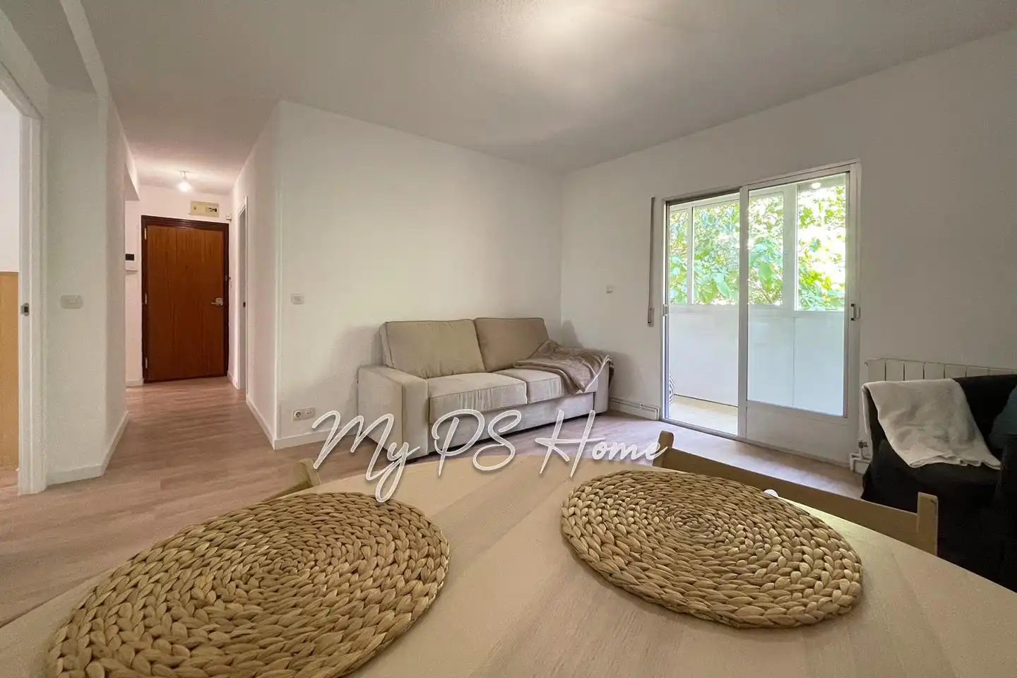 Wohnung mit Aufzug zur Miete in Calle de San Baldomero