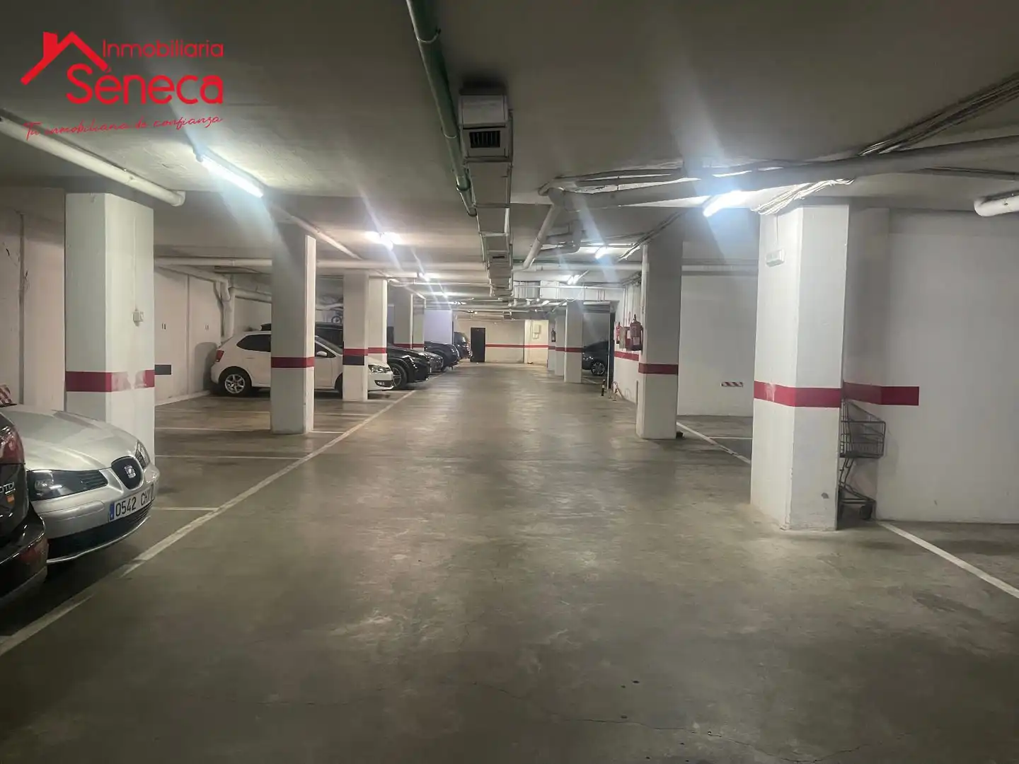 Parkplatz von Wohnung zum Verkauf in Córdoba mit Klimaanlage, Heizung und Terrasse