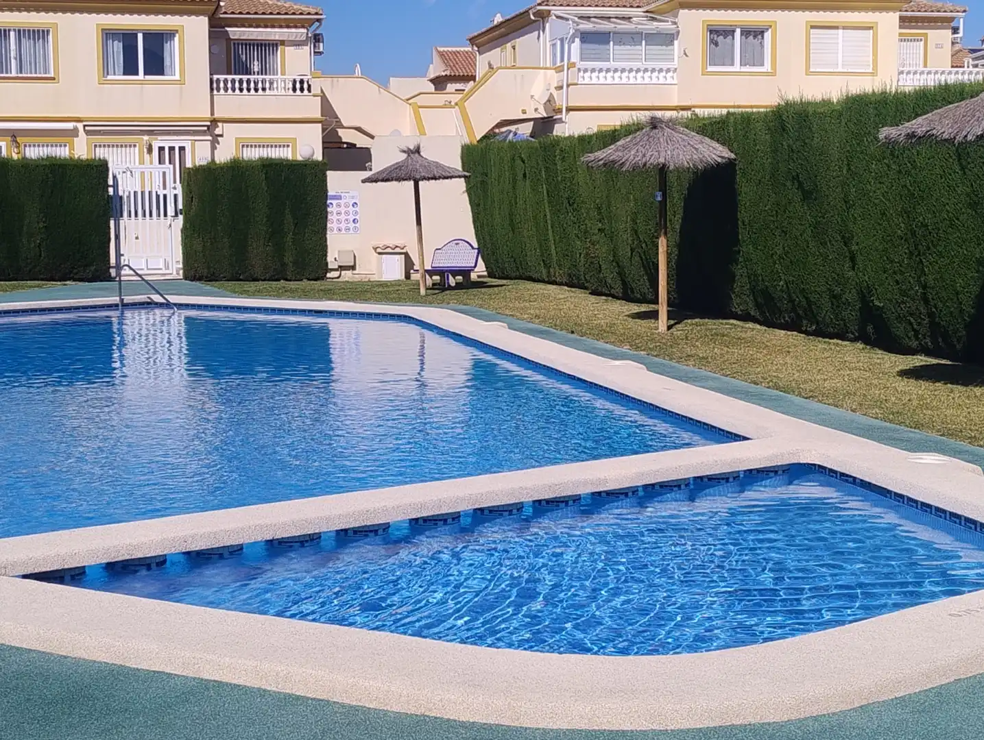 Piscina de Casa o xalet en venda en Orihuela amb Piscina