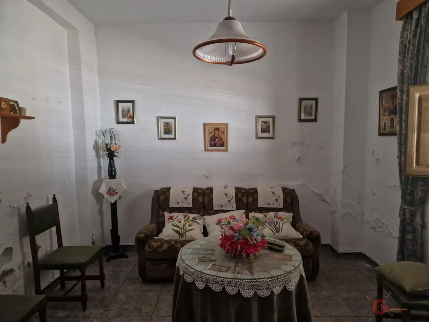 Houses for sale in Lobres