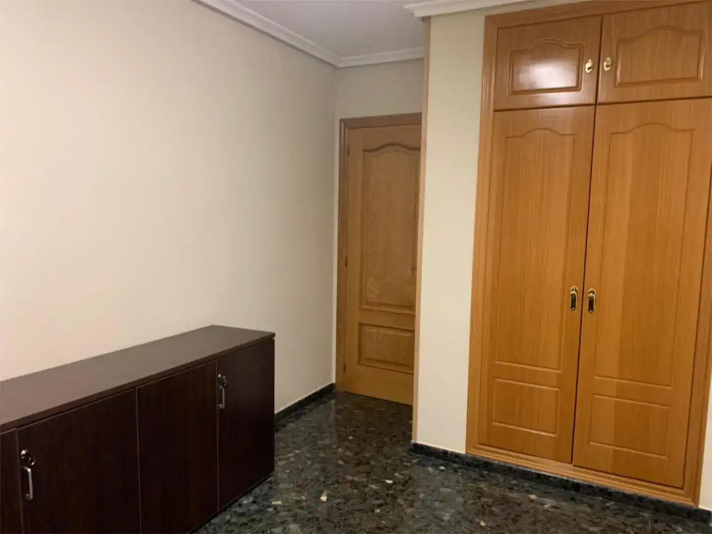 Flat for rent in Villena  with Air Conditioner, Storage room and Furnished