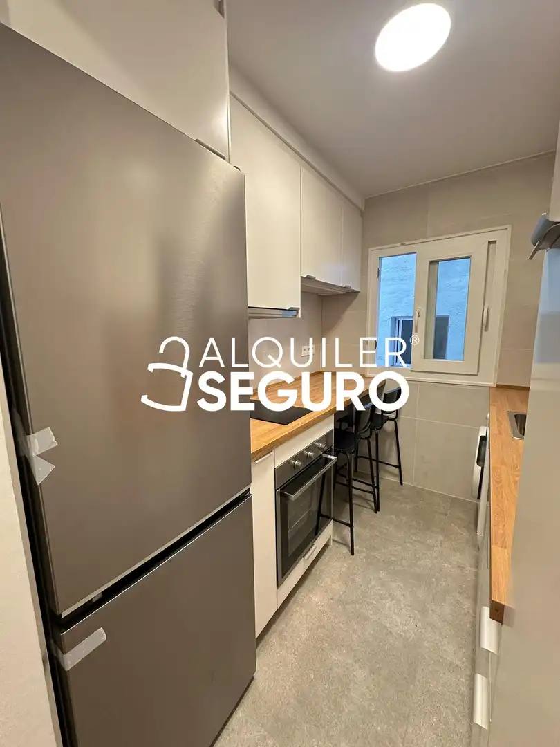 Küche von Wohnung zur Miete in Madrid mit Heizung und Terrasse