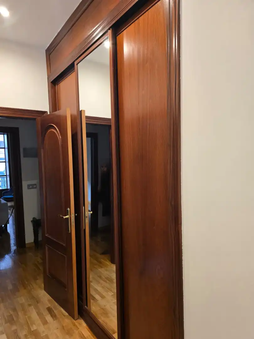 Piso de alquiler en Gijón  con Calefacción, Parquet y Terraza