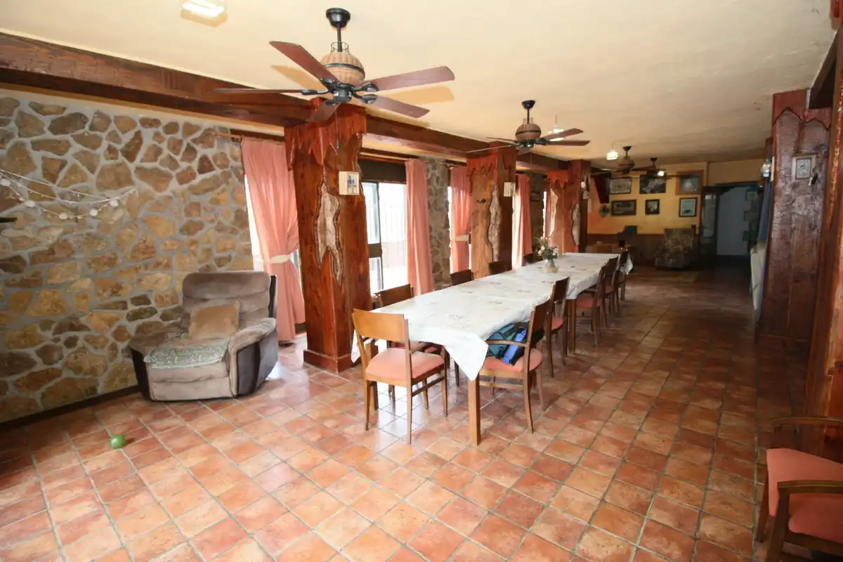 Country house zum Verkauf in Arenas de San Pedro mit Heizung, Privatgarten und Terrasse