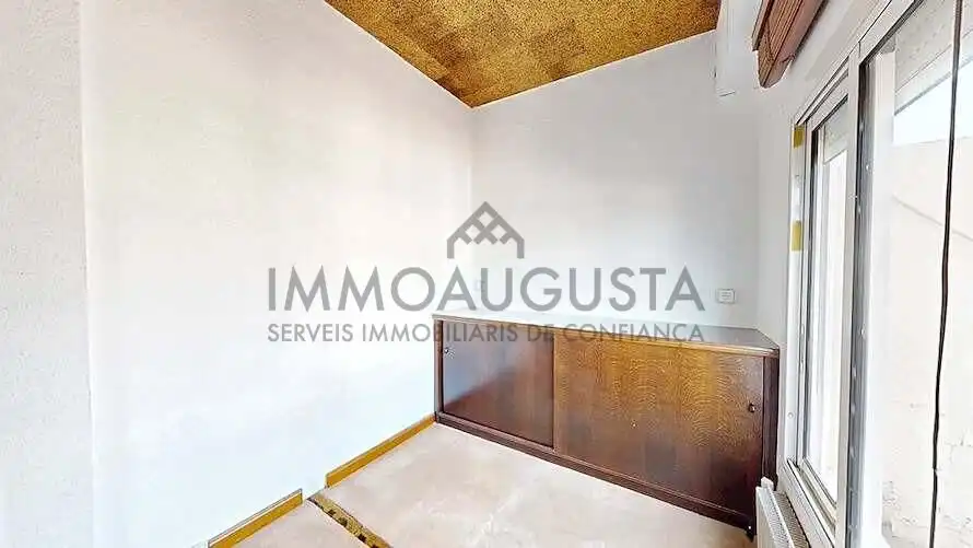 Pis en venda en Barcelona amb Parquet i Terrassa