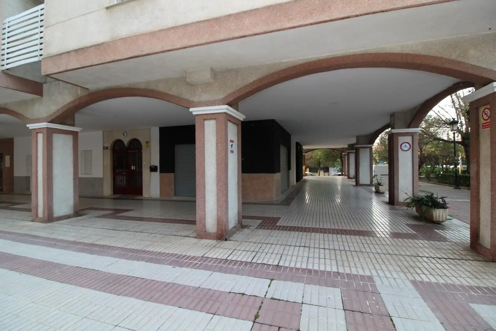 Piso de alquiler en Granada con Aire acondicionado, Calefacción y Terraza