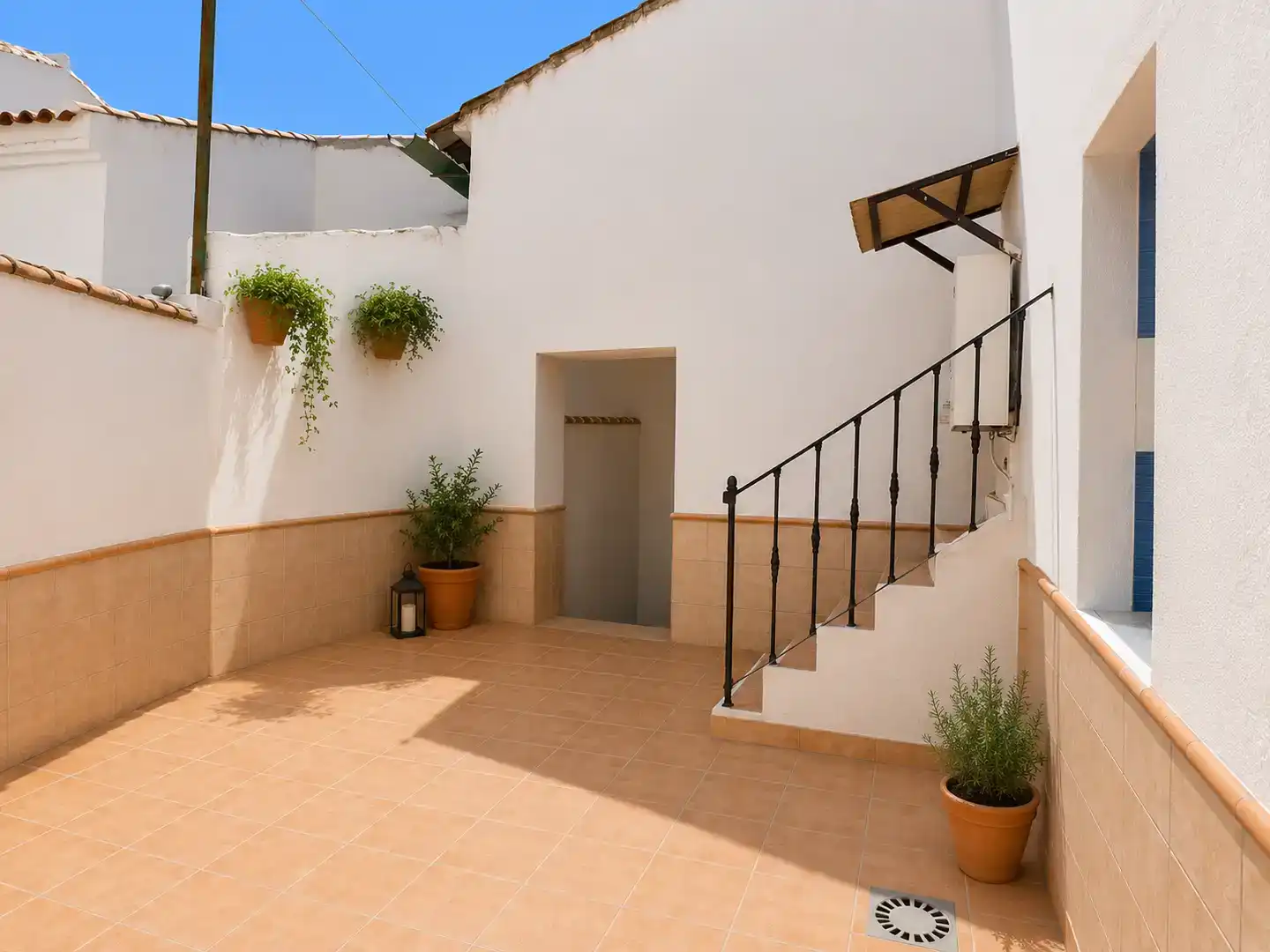 Casa adosada en venda en Valle de Abdalajís amb Balcó
